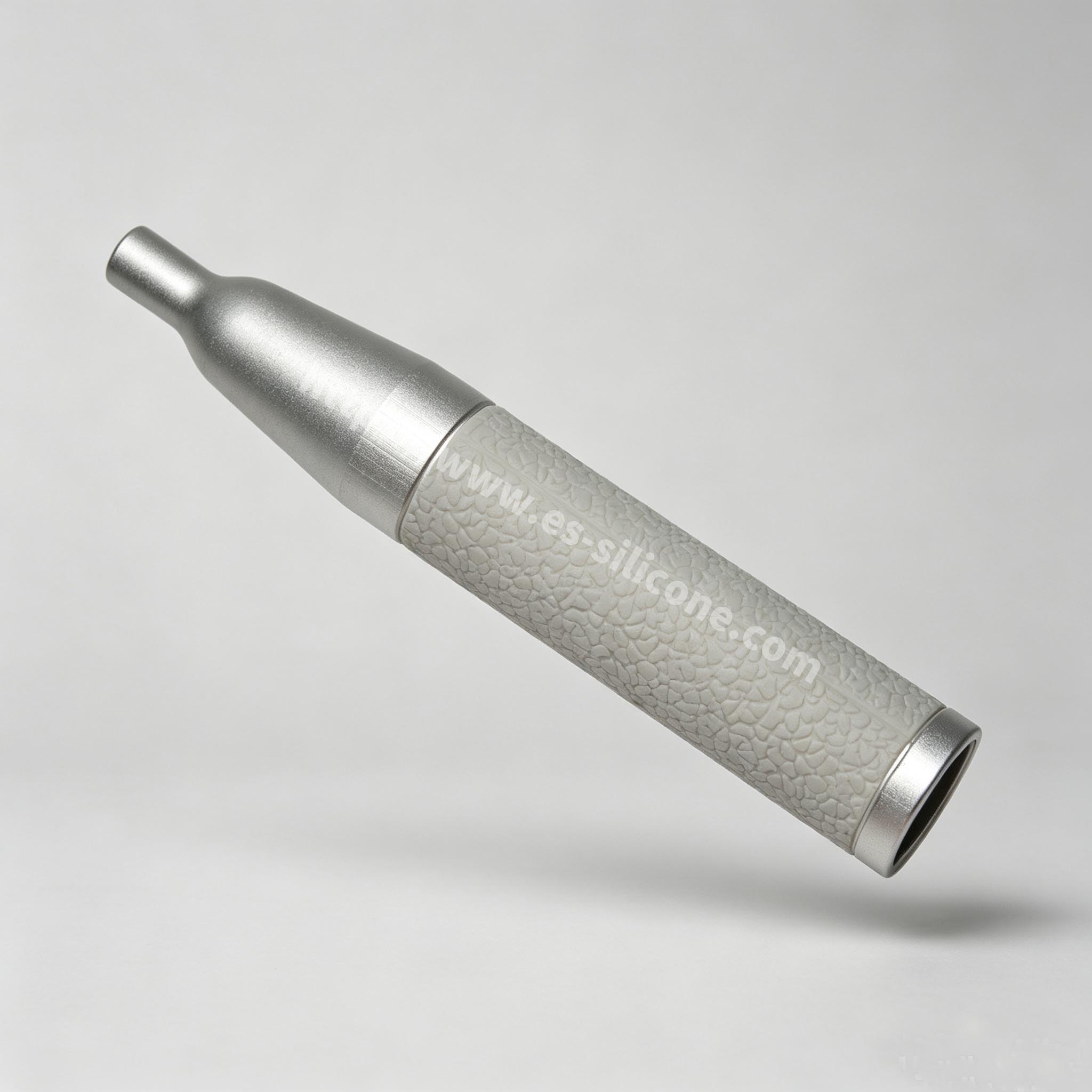 Cigarrillo electrónico sobremoldeado de silicona